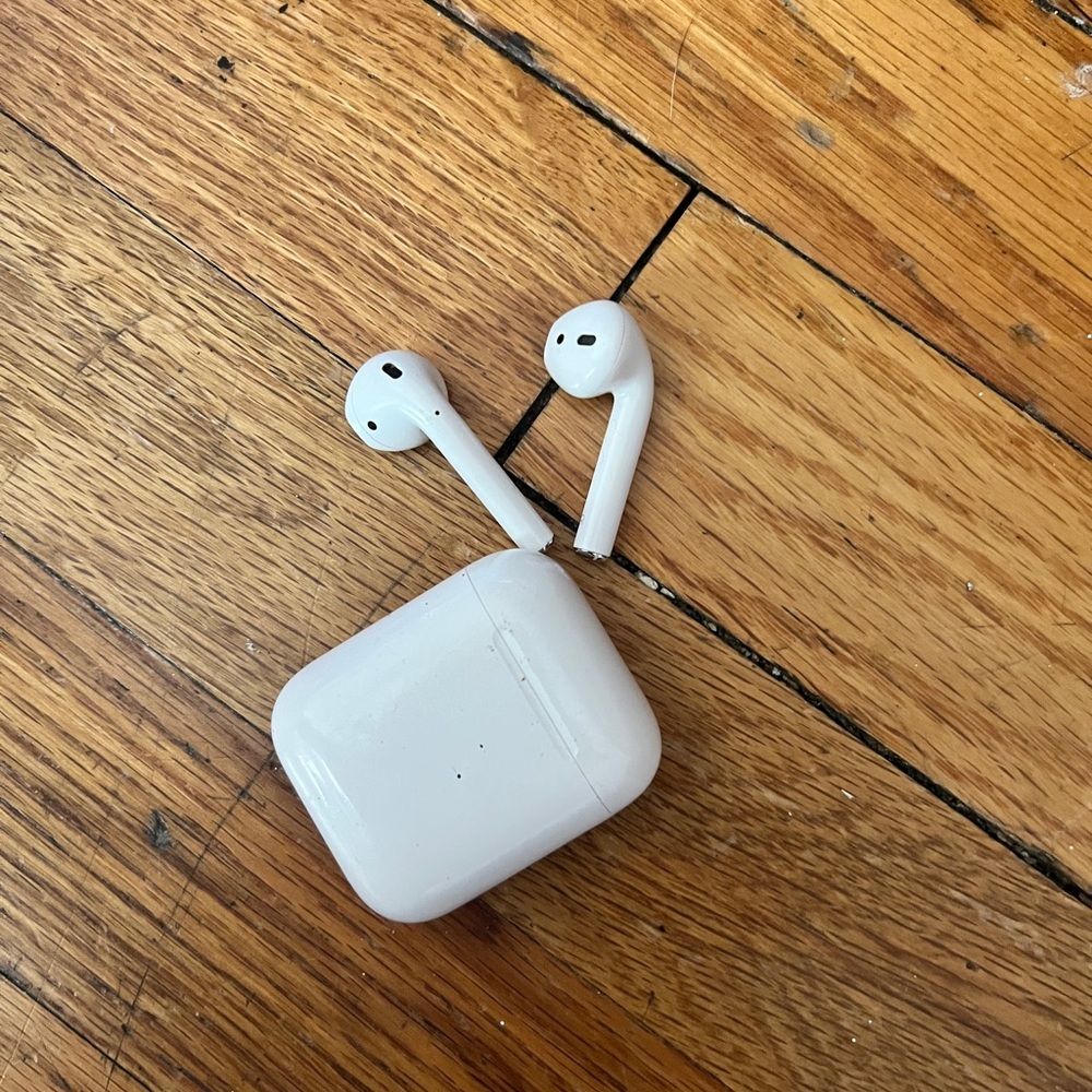Airpods 1st Gen